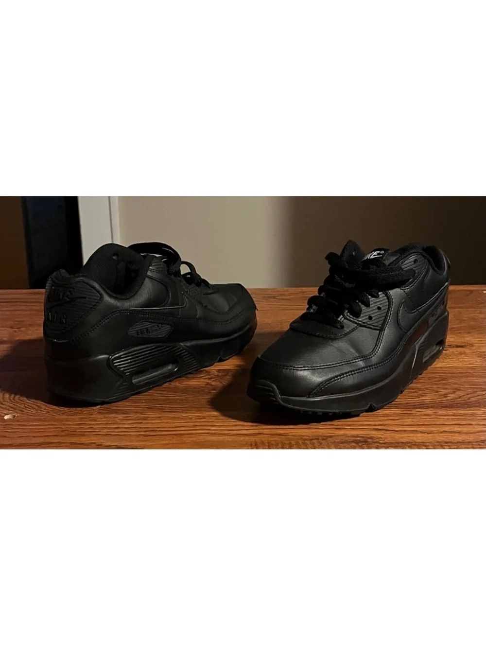 Nike Air Max Black Leather Sneakers Youth Size 6Y